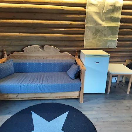 Nyaraló Gaeststuga Och Bastu