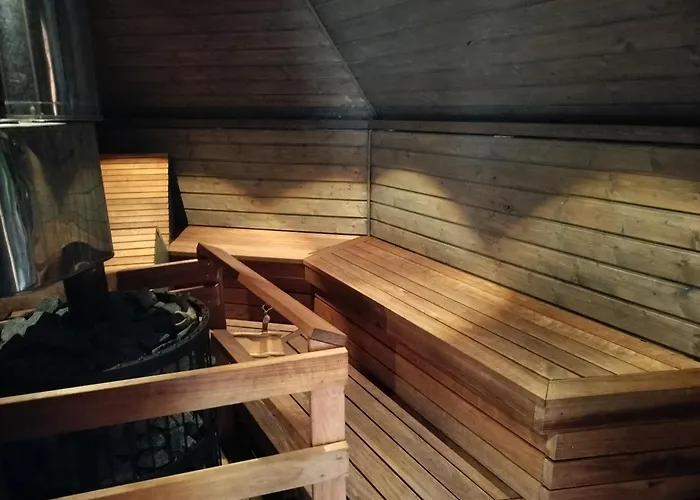 Gaeststuga Och Bastu Prázdninový dům *